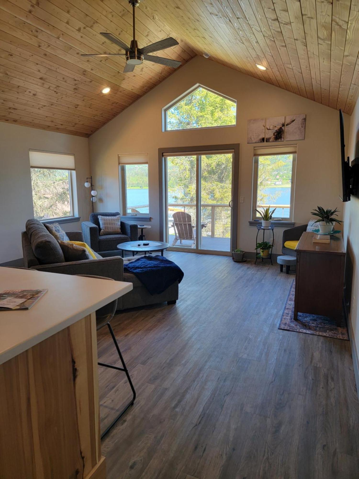 Lakeshore Lodging Suites Homer Εξωτερικό φωτογραφία